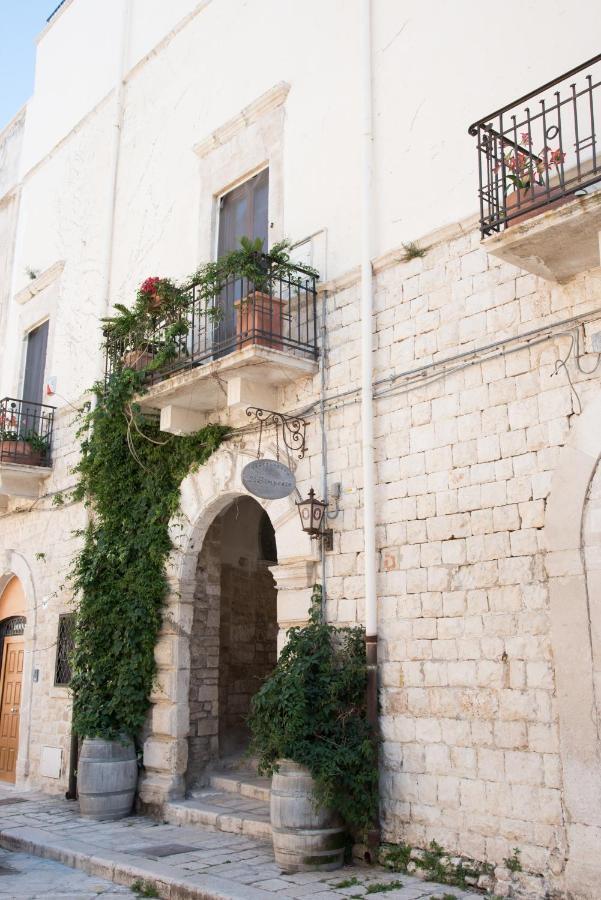 Piazza Duomo - Medieval Puglia'S House Джовінаццо Екстер'єр фото